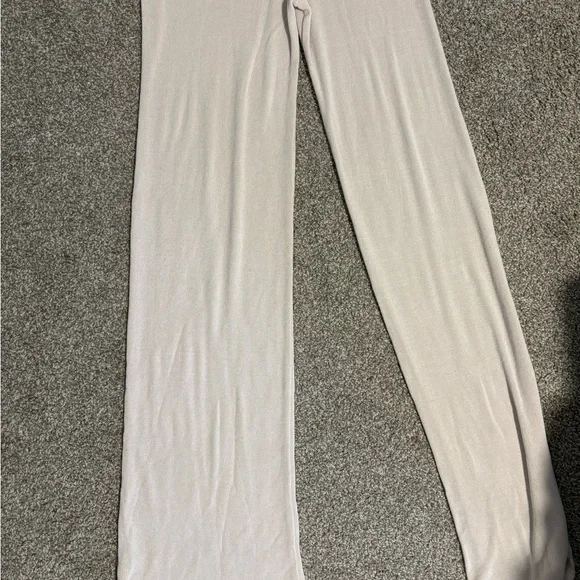 Zara Off-White Cream Long Knit Pull on Flared Pants Women’s Size Medium - Picture 7 of 8